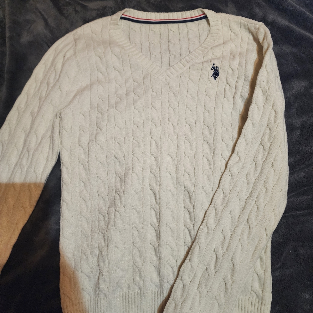 Women's White Cable Knit Sweater